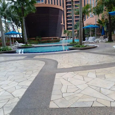 Smart Suite At Times Square Kl